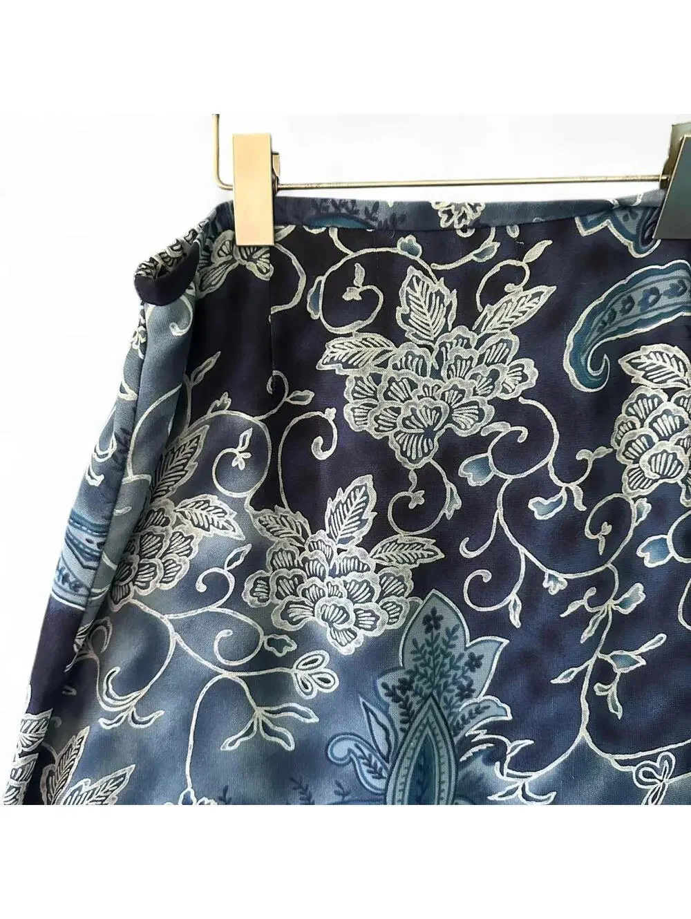 Vintage REQUIREMENTS Blue & White Floral Paisley Maxi Skirt - Size L
